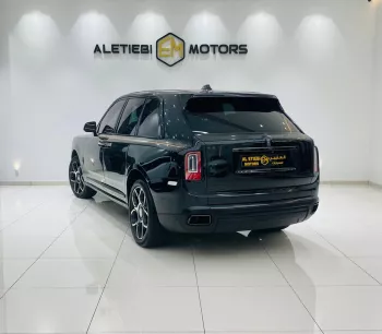 ROLLS ROYCE CULLINAN 2022 MODEL YEAR BLACK COLOR EXTERIOR