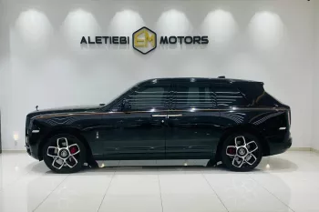 ROLLS ROYCE CULLINAN 2022 MODEL YEAR BLACK COLOR EXTERIOR