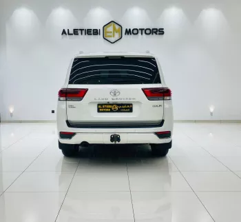 TOYOTA LAND CRUISER GXR TWIN TURBO 2023 MODEL YEAR WHITE COLOR
