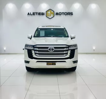 TOYOTA LAND CRUISER GXR TWIN TURBO 2023 MODEL YEAR WHITE COLOR