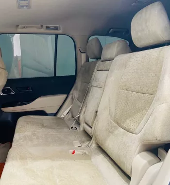 TOYOTA LAND CRUISER GXR TWIN TURBO 2023 MODEL YEAR WHITE COLOR