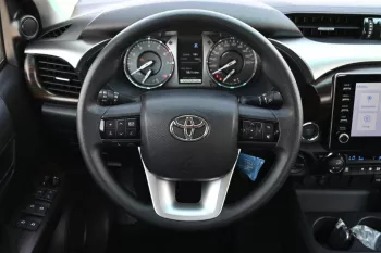 TOYOTA HILUX DOUBLE CAB PICKUP VX 2025 MODEL YEAR PETROL AUTOMATIC