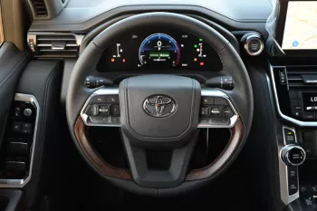 TOYOTA LAND CRUISER 300 GXR 2025 MODEL YEAR V6 3.3L DIESEL WHITE COLOR