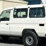 Toyota Land Cruiser LC78 Hard Top 2024 Model Year Diesel 4.2L MT 13 seater - Thumbnail 2