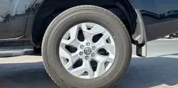 Nissan X-TERRA 2.5L 2023 Model Year 4WD SE 7AT Black Color Exterior