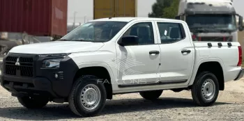 Mitsubishi L200 Diesel 2025 Model Year DC 4WD 2.4L Manual GL New Face