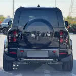 Land Rover Defender 110 HSE 2024 Model Year GCC Specs Black Color Exterior - Thumbnail 5