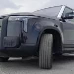 ROX 01 Hybrid 2025 Model year Black Color Exterior - Thumbnail 4