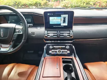 LINCOLN NAVIGATOR 2022 MODEL YEAR BLACK COLOR EXTERIOR