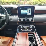 LINCOLN NAVIGATOR 2022 MODEL YEAR BLACK COLOR EXTERIOR - Thumbnail 7