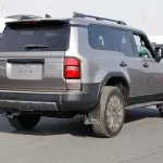 TOYOTA PRADO 250 2024 MODEL YEAR PETROL LUXURY BRONZE COLOR EXTERIOR - Thumbnail 3