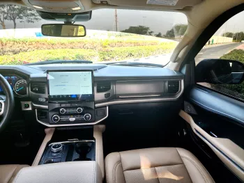 FORD EXPEDITION XLT 2023 MODEL YEAR BLUE COLOR WITH WARRANTY