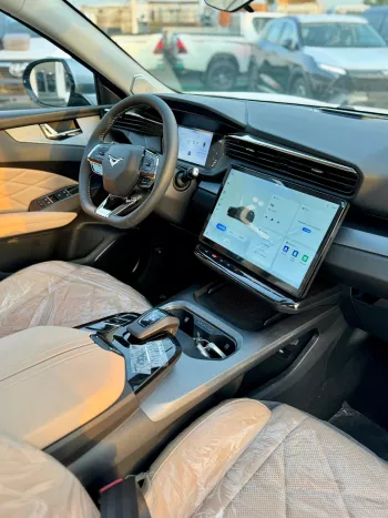 Kaiyi X7 1.6L 2024 Model Year 7 Seater Gray Color Exterior