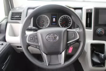 TOYOTA HIACE BUS 3.5L 2024 MODEL YEAR PETROL V6 13 SEATER DX MANUAL