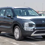 MITSUBISHI OUTLANDER 2025 MODEL YEAR 2.5L PETROL MIDLINE GRAY COLOR - Thumbnail 1