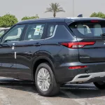 MITSUBISHI OUTLANDER 2025 MODEL YEAR 2.5L PETROL MIDLINE GRAY COLOR - Thumbnail 10