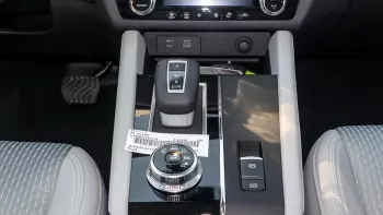MITSUBISHI OUTLANDER 2025 MODEL YEAR 2.5L PETROL MIDLINE GRAY COLOR