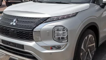 MITSUBISHI OUTLANDER 2025 MODEL YEAR 2.5L PETROL FWD SILVER COLOR