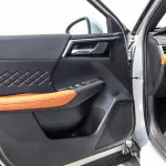 MITSUBISHI OUTLANDER 2025 MODEL YEAR 2.5L PETROL FWD SILVER COLOR - Thumbnail 10