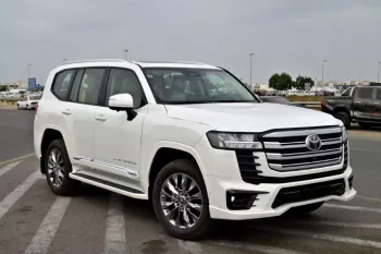 TOYOTA LAND CRUISER 300 VX+ 2025 MODEL YEAR WHITE COLOR EXTERIOR