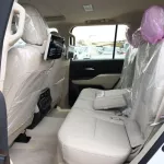 TOYOTA LAND CRUISER 300 VX+ 2025 MODEL YEAR WHITE COLOR EXTERIOR - Thumbnail 8