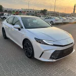 TOYOTA CAMRY 2.5L HYBRID 2025 MODEL YEAR WHITE COLOR - Thumbnail 1