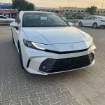 TOYOTA CAMRY 2.5L HYBRID 2025 MODEL YEAR WHITE COLOR - Thumbnail 3