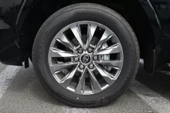 TOYOTA LAND CRUISER 300 GXR 2025 MODEL YEAR BLACK COLOR EXTERIOR