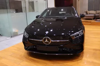 MERCEDES BENZ A 200 1.3L 2025 MODEL YEAR BLACK COLOR EXTERIOR