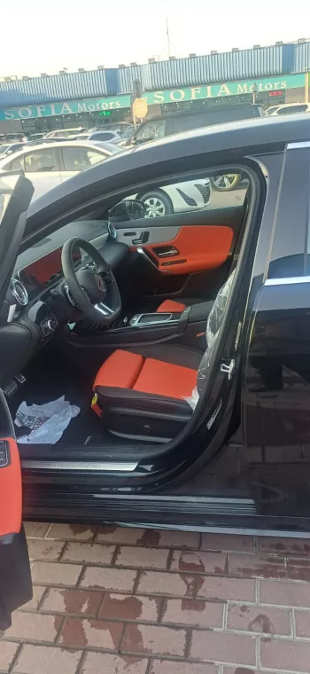 MERCEDES BENZ A 200 SEDAN 2025 MODEL YEAR BLACK COLOR