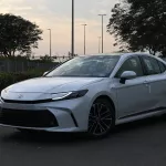 Toyota Camry 2.5L Hybrid FWD 2025 Model Year White Color Exterior - Thumbnail 1