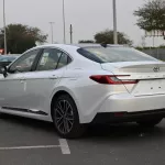 Toyota Camry 2.5L Hybrid FWD 2025 Model Year White Color Exterior - Thumbnail 3