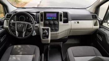 TOYOTA HIACE HR 3.5L PETROL 2025 MODEL YEAR WHITE COLOR