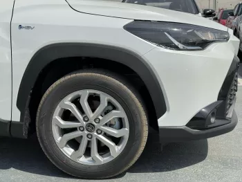 Toyota Frontlander luxury 2.0L HEV 2024 Model Year White Color Exterior