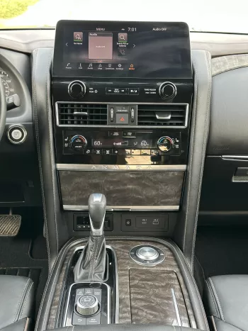 Nissan Armada Platinum 5.6l 2022 Model Year Black Color Exterior