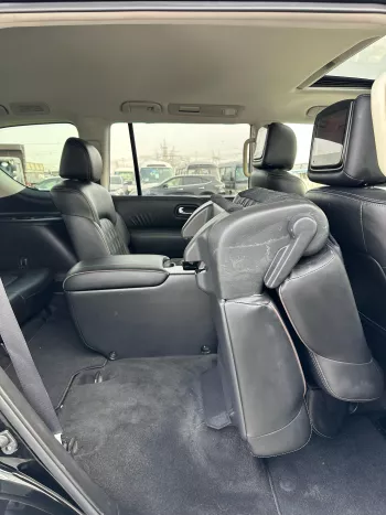 Nissan Armada Platinum 5.6l 2022 Model Year Black Color Exterior