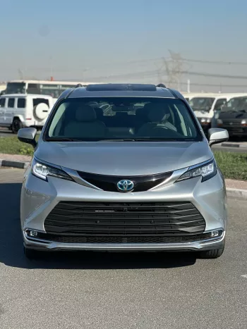 Toyota Sienna Hybrid 2.5l 2021 Model Year USA Specs Silver Color