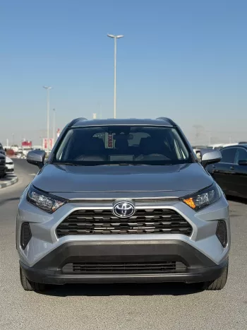 Toyota Rav4 LE Hybrid 2.5L V4 2019 Model Year Silver Color Exterior