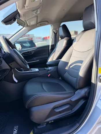 Toyota Rav4 LE Hybrid 2.5L V4 2019 Model Year Silver Color Exterior