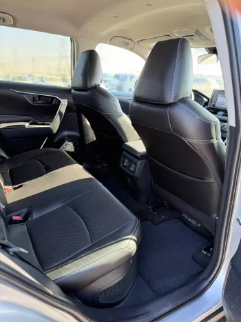 Toyota Rav4 LE Hybrid 2.5L V4 2019 Model Year Silver Color Exterior