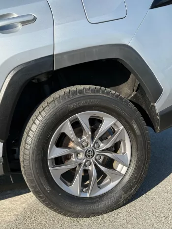 Toyota Rav4 LE Hybrid 2.5L V4 2019 Model Year Silver Color Exterior