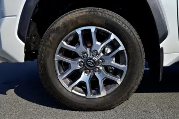 TOYOTA TUNDRA CREWMAX PLATINUM 1794 2025 MODEL YEAR WHITE COLOR