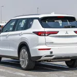 Mitsubishi Outlander High Line 2.5L 2025 Model Year White Color Exterior - Thumbnail 4