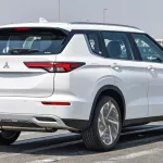 Mitsubishi Outlander High Line 2.5L 2025 Model Year White Color Exterior - Thumbnail 6