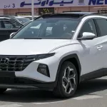 Hyundai Tucson Standard 1.6L Petrol 2024 Model Year White Color Exterior - Thumbnail 3