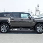GMC HUMMER EV 3X 2025 MODEL YEAR AURORA METALLIC COLOR - Thumbnail 4