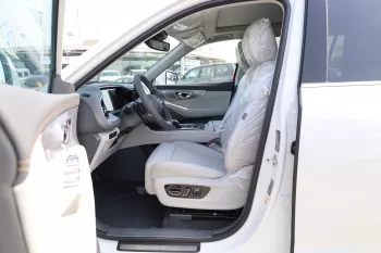 GAC GS8 2.0L Turbo Petrol 2024 Model Year White Color Exterior