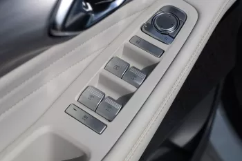 GAC GS8 2.0L Turbo Petrol 2024 Model Year White Color Exterior