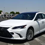 LEXUS ES350 SIGNET 2025 MODEL YEAR 3.5L WHITE COLOR EXTERIOR - Thumbnail 3