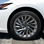 LEXUS ES350 SIGNET 2025 MODEL YEAR 3.5L WHITE COLOR EXTERIOR - Thumbnail 6